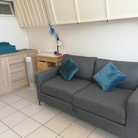 Ground Floor Studio With Access To Beach And Pool Le Barcarès Oda fotoğraf