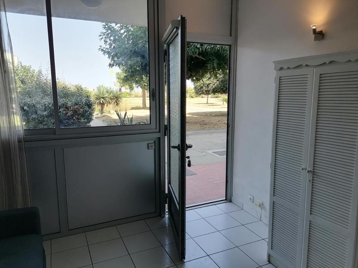 Ground Floor Studio With Access To Beach And Pool Le Barcarès Dış mekan fotoğraf
